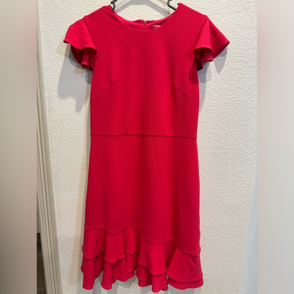 BETSEY JOHNSON Barbie pink form fitting mini dress with ruffle bottom - size 6